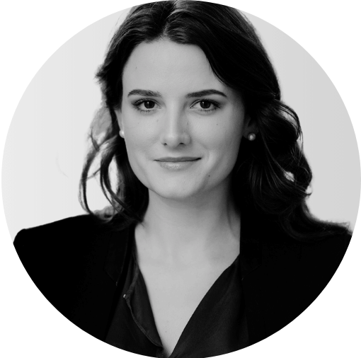 Anastasia rund sw:k Das Bild zeigt die Mitarbeiterin Anastasia von uNaice.